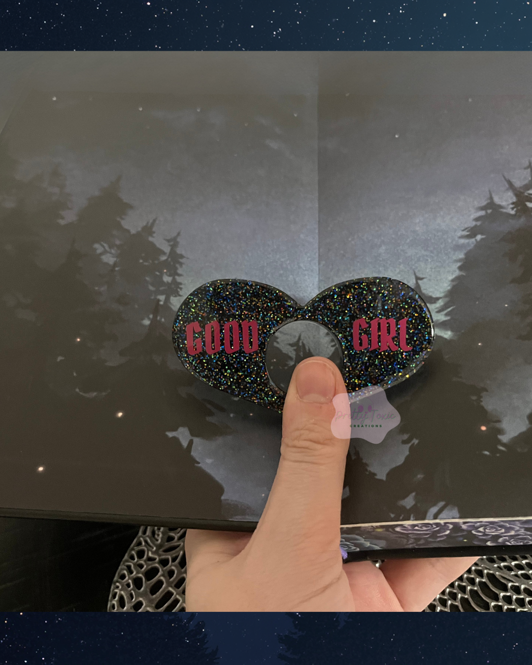 Good Girl Page Holder